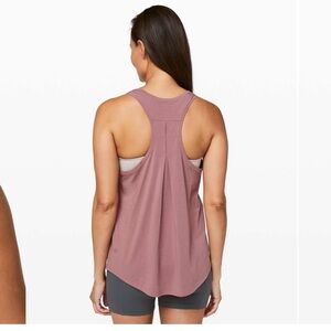 Lululemon Love Tank *Pleated
Red Dust